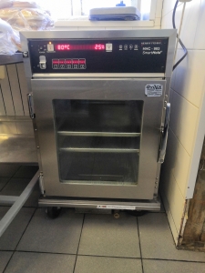 Тепловой  шкаф для хранения готовых  продуктов